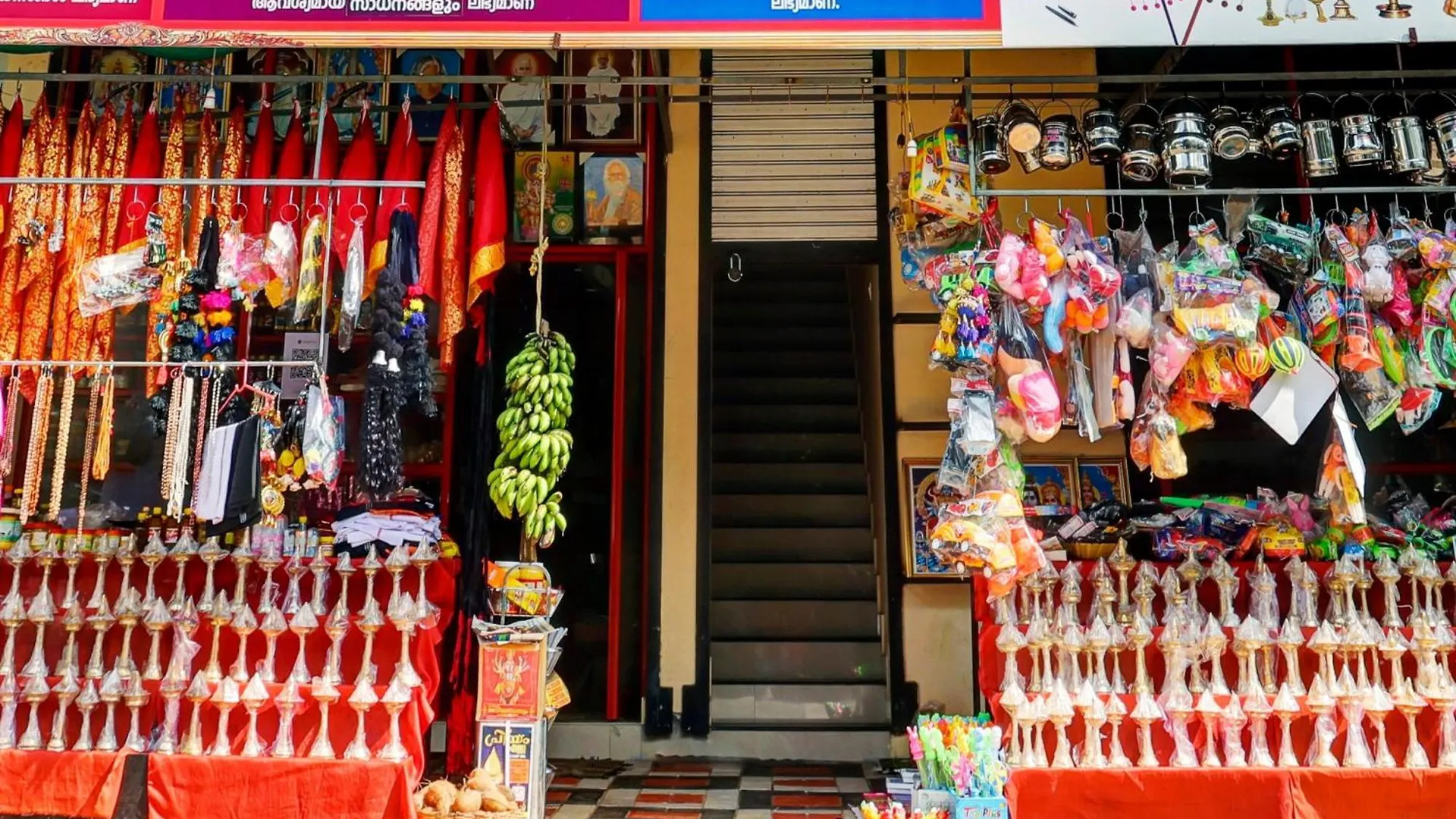 Hotel O Flagship Souparnika Residency Pathanāmthitta